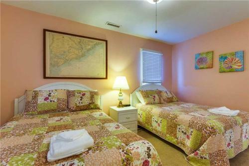 Carolina Boulevard 128