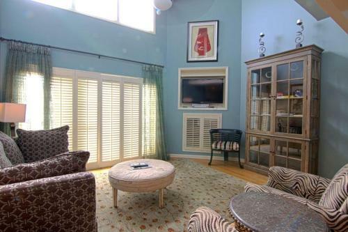 11e Mariners Walk