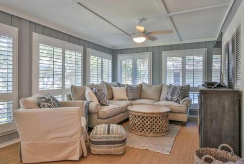 Twin Oaks 36 Home