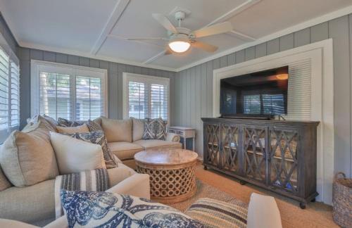Twin Oaks 36 Home