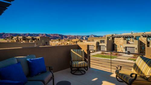 Escape To St. George