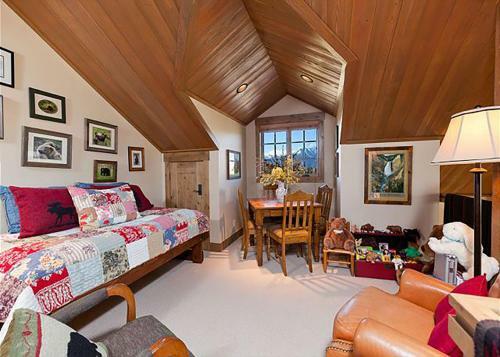 Silver Sage Cabin - Three Bedroom Home