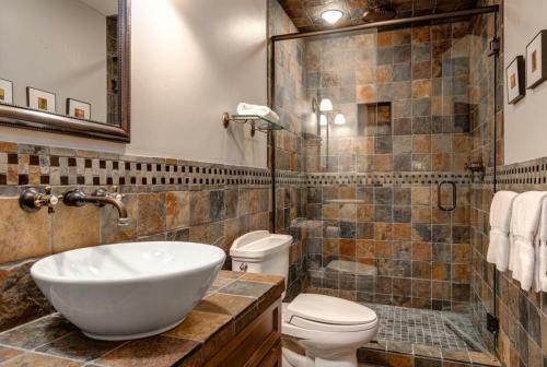 Abode At Teton Manor