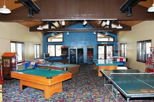 Pio Pico Camping Resort Studio Cabin 8