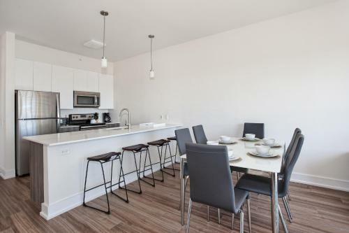 Apartamento Luxurious 2br/2ba!! 1 Stop From Nyc!! Sleeps 8!!