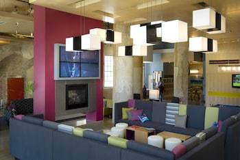 Hotel Aloft Dallas Downtown