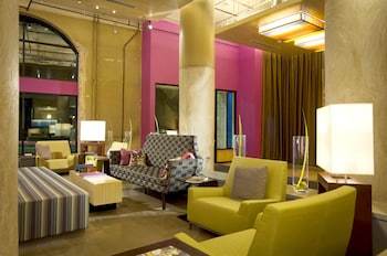 Hotel Aloft Dallas Downtown