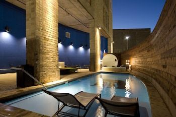 Hotel Aloft Dallas Downtown