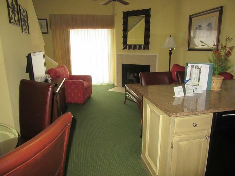 Park Lane Hotel & Suites