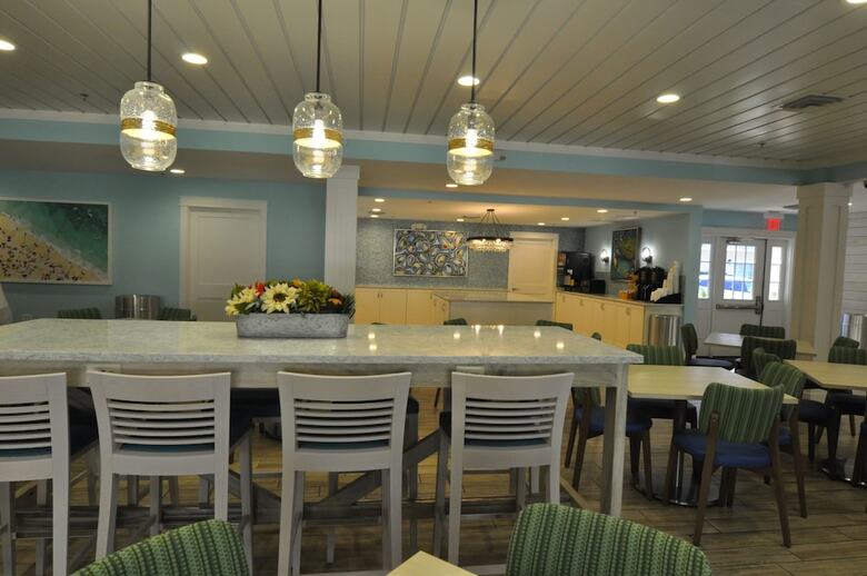 Park Lane Hotel & Suites