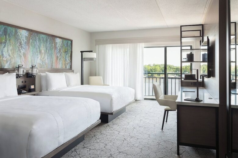 Hotel Savannah Marriott Riverfront