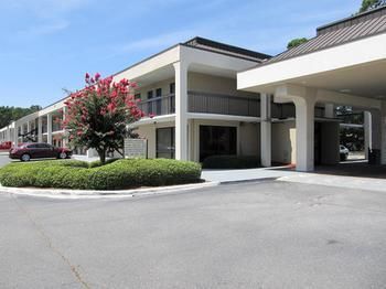 Hotel Red Roof Inn Savannah Midtown