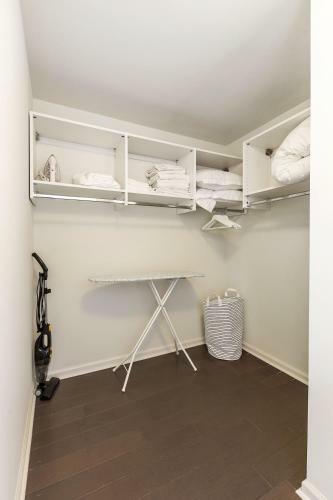 Apartamento Skyline Luxury Home Suites At Newport II