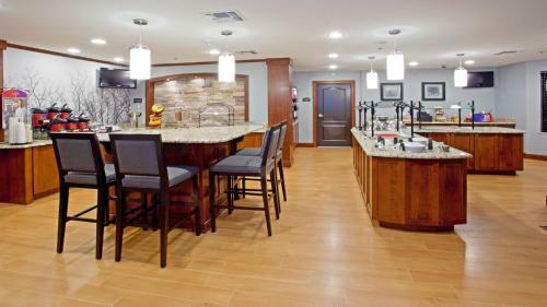 Hotel Staybridge Suites - Johnson City