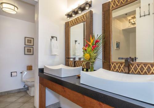 Apartamento New! Updated! Modern, Maui Beachfront With Central A/c Condo