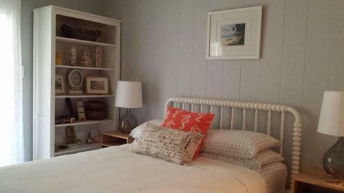 Bed & Breakfast Paradise Palms B & B