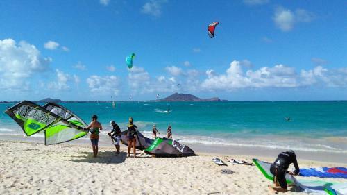 3br Condo On Beautiful Kailua Beach