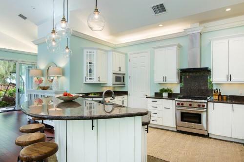 Kailua Beach House