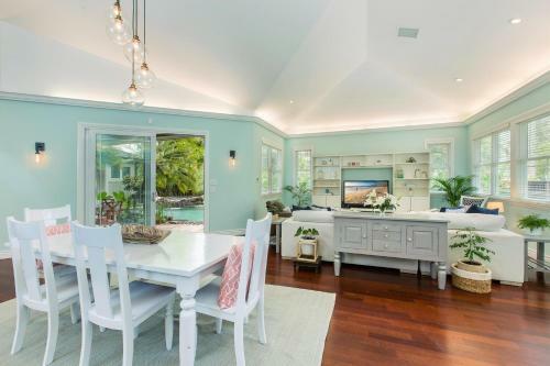 Kailua Beach House