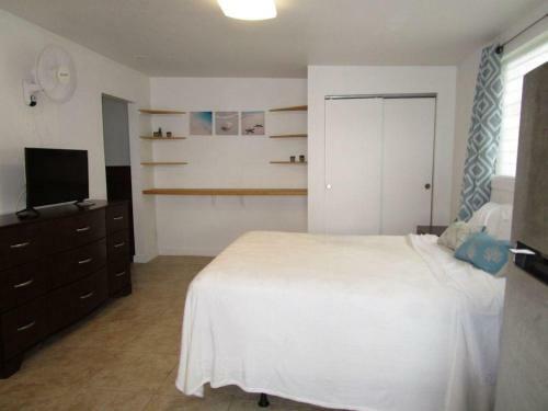 (v12) 341 Hualani St