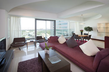 Hotel World Trade Centre Residence