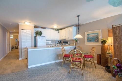 Sea Village 4305