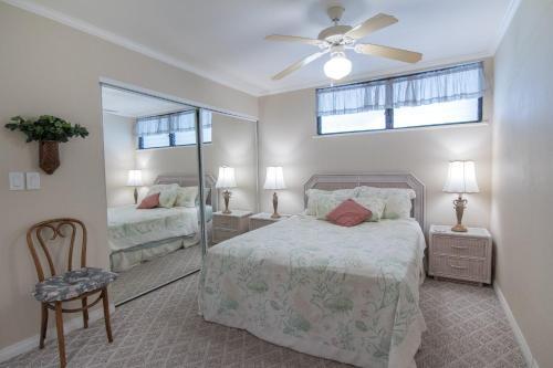 Sea Village 4305