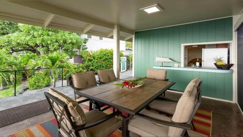 Honl's Beach Hale (big Island)