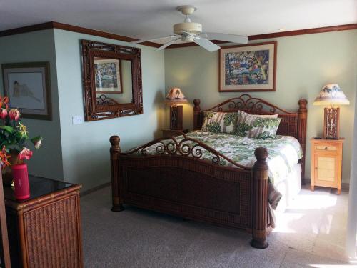 Kona Surf & Racquet Club 4-204