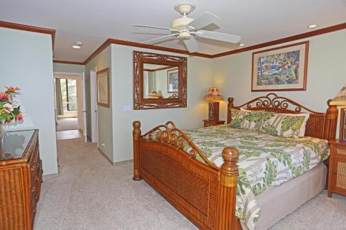 Kona Surf & Racquet Club 4-204