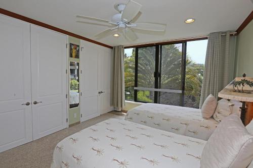 Kona Surf & Racquet Club 4-204