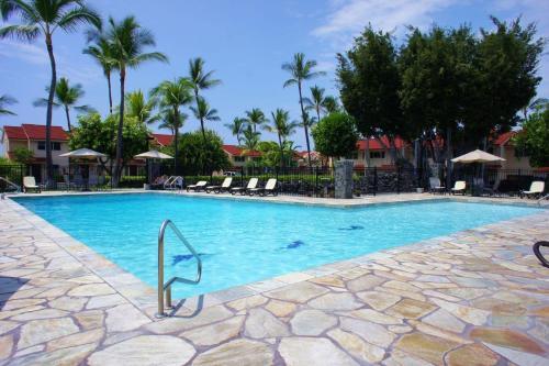 Kona Surf & Racquet Club 4-204