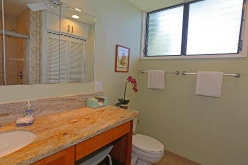 Kona Surf & Racquet Club 4-204
