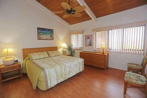 Kona Coast Resort Unit 5-203