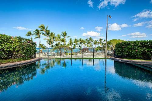 Beach Villas At Kahalu'u 2-101