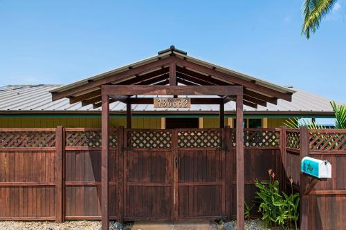 Alii Drive Cottage 78-6662