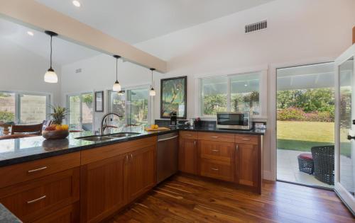 He'eia Bay Beach Bungalow (big Island)