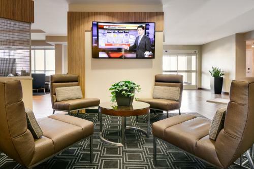 Hotel Towneplace Suites By Marriott Kansas City Airport