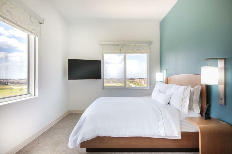 Hotel Element Houston Katy