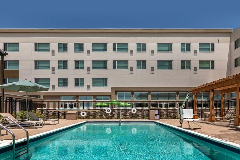 Hotel Element Houston Katy