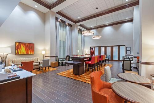 Hotel Hampton Inn & Suites Houston I-10 West Park Row, Tx