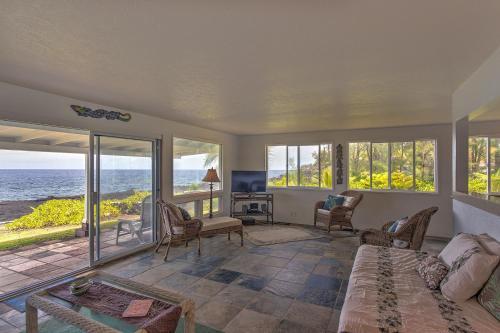 Oceanfront Aloha House