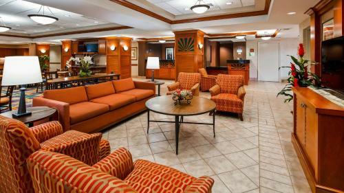 Best Western Plus Kendall Hotel & Suites