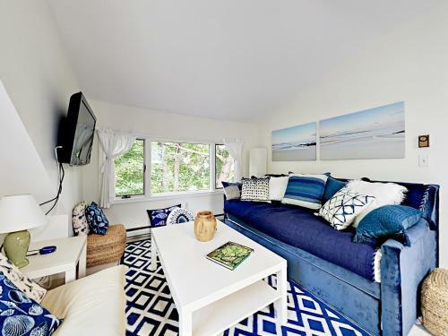 Treetop Retreat Apartment Apts