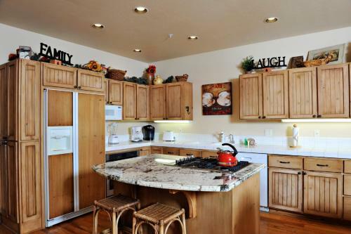 Harriman Townhome Pool Access Walk To Ketchum