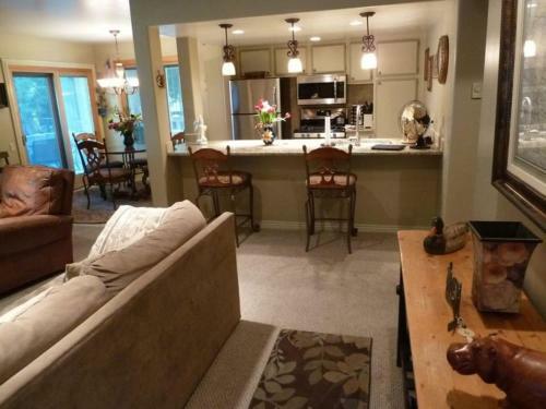 Sun Valley Condo 155