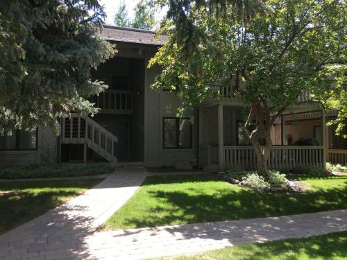 Sun Valley Condo 155