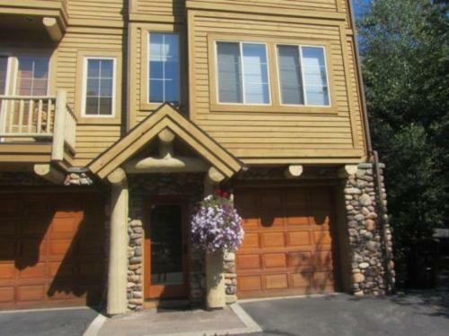 Townhomes At River Run, Walk To Lifts And River