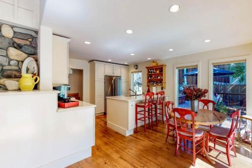 Creekside Retreat