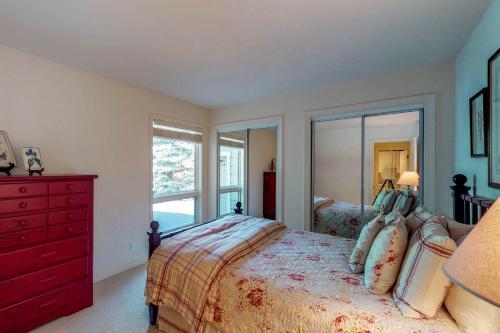 Creekside Retreat